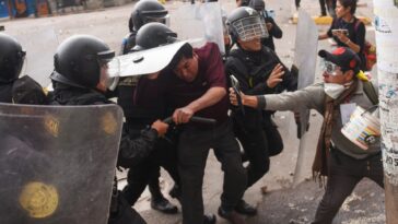 Peru protests spread to Cusco, gateway city to Machu Picchu