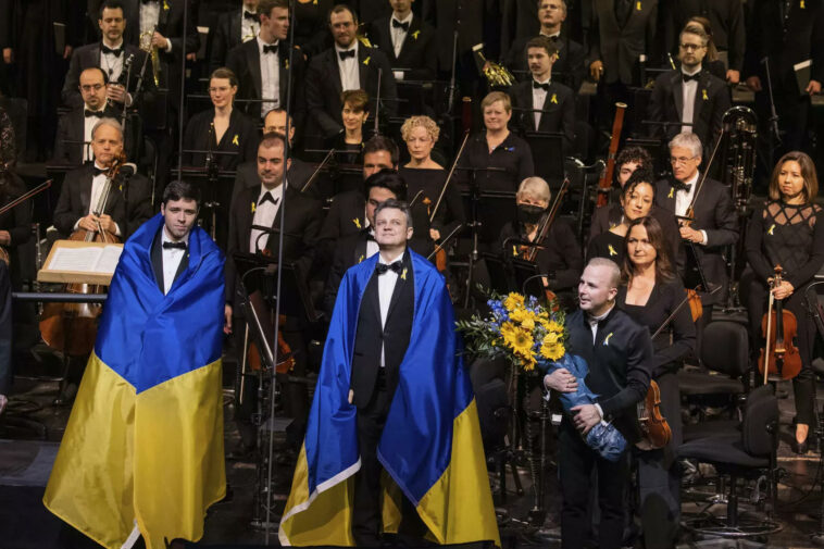 Met Opera marks 1st year of Ukraine war with concert