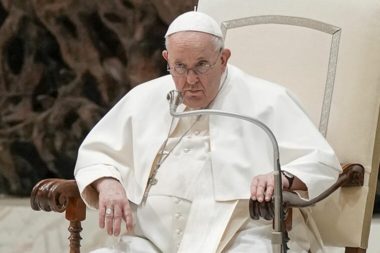 Pope Francis cancels an appointment, some speeches due to bad cold