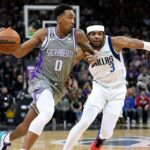 Waiver wire pickups: Look to Malik Monk, Kevon Looney