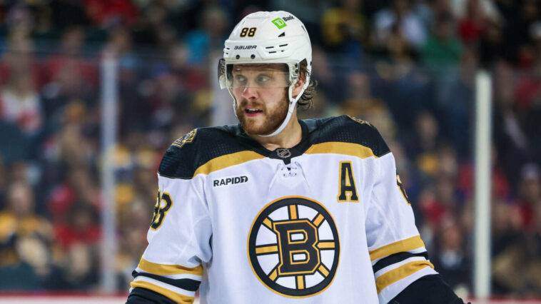 Bruins continue amazing season by re-signing superstar to monster contract