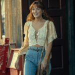 Inside Riley Keough's Daisy Jones and The Six Makeup Transformation: From Sun-Kissed to Unhinged - E! Online