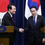 Japanese, Korean leaders move to mend frayed ties at Tokyo summit