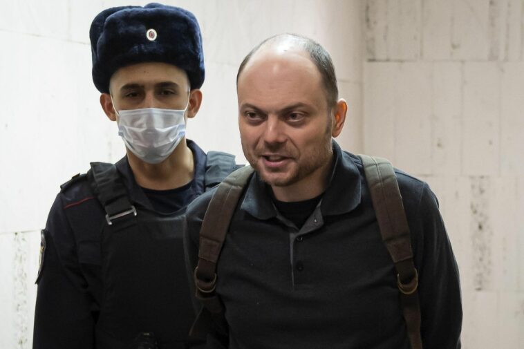 U.S. sanctions Russian officials over dissident's detention