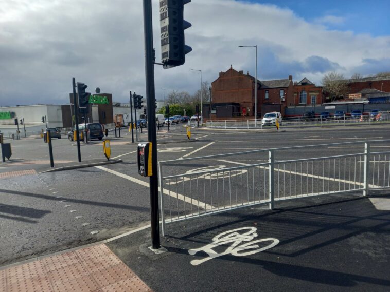 Blackburn Road, Astley Bridge, junction meeting to take place