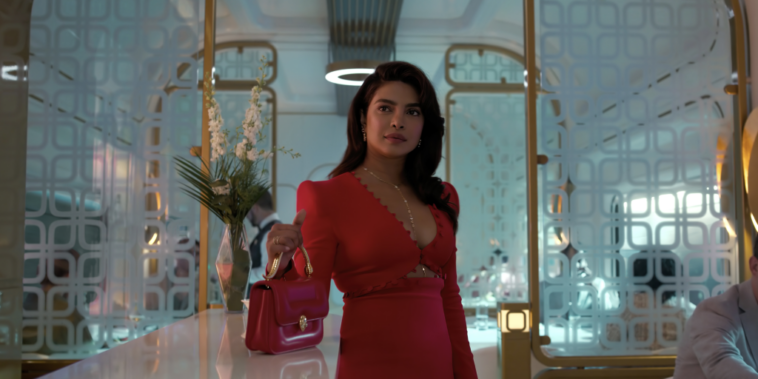 Fashion Connects Sergio Hudson, Priyanka Chopra Jonas and Amazon