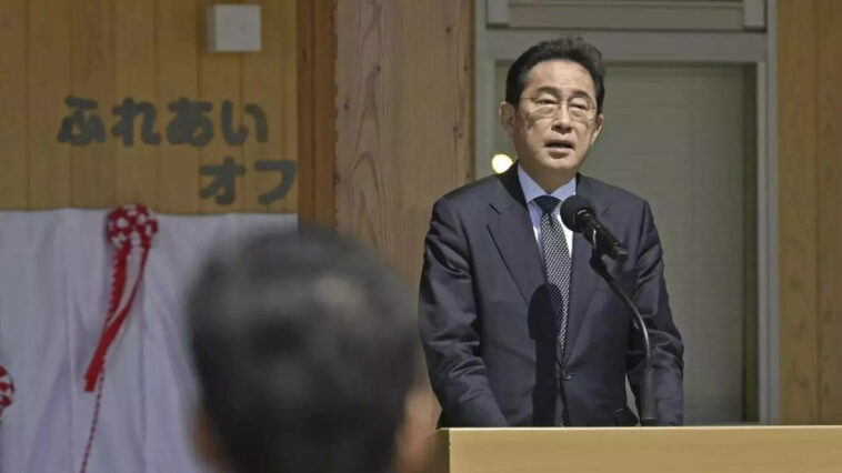 Japan PM urges better security after blast targets speech