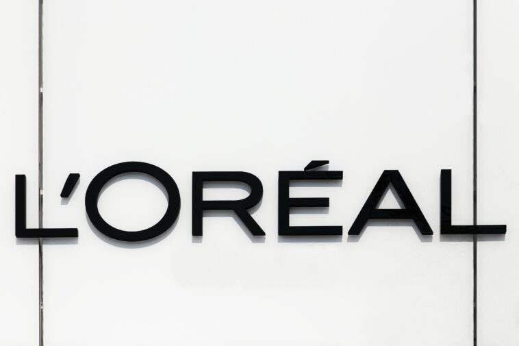 L’Oréal Urged to Withdraw Hair Relaxers After Studies Find Cancer Risk