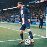 Lionel Messi jeered by PSG fans during home loss to Lyon