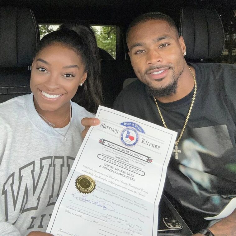 Simone Biles and Jonathan Owens Obtain Marriage License Ahead of Wedding - E! Online