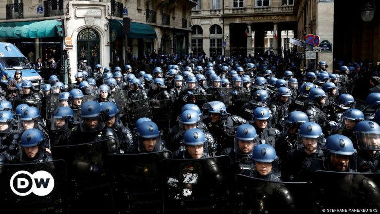 France: Constitutional Council scraps pension referendum bid