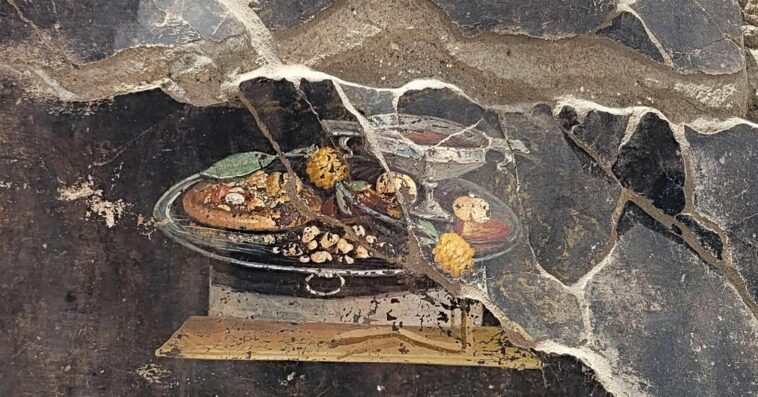 A Proto-Pizza Emerges from a Fresco on a Pompeii Wall