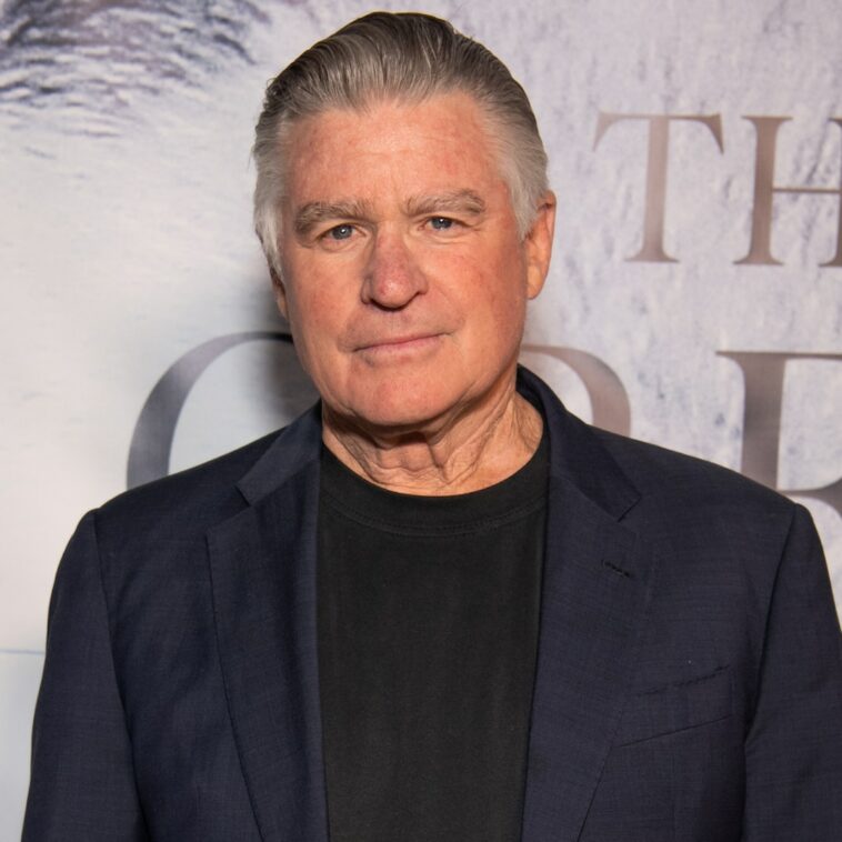 Everwood Star Treat Williams Dead at 71 in Motorcycle Accident - E! Online