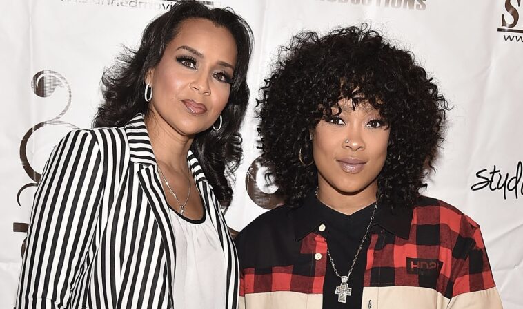 Sisterly Love: Da Brat & LisaRaye Bond As Pregnant Rapper Reaches 35-Week Mark (Video)