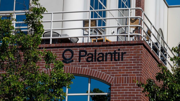 Tech leaders are calling for an A.I. pause because they have no product ready, Palantir CEO says