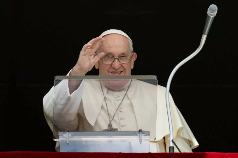 Pope Francis names 21 new cardinals