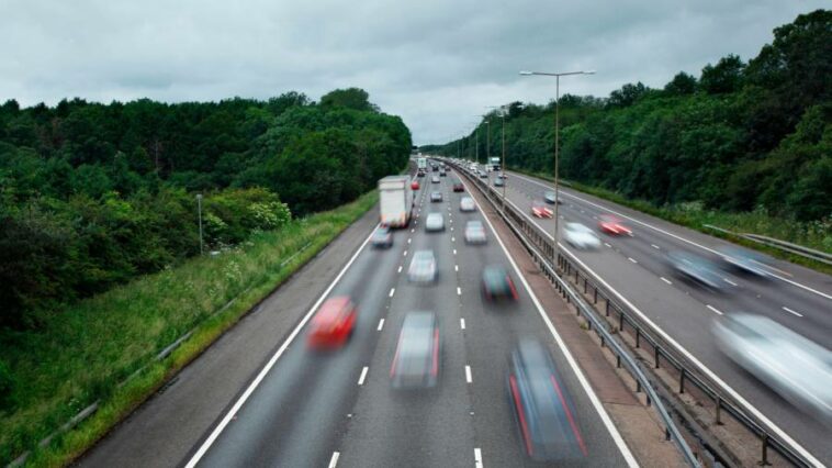 Price of UK car insurance accelerates to all-time high