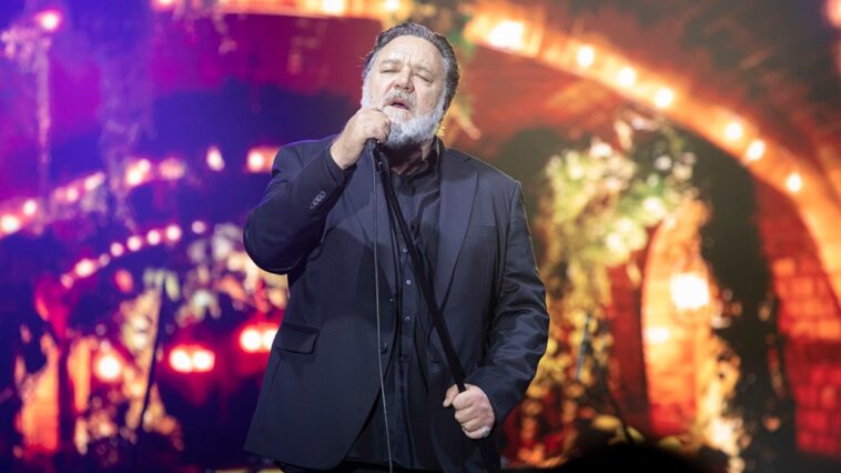 Russell Crowe and Morcheeba Get the Karlovy Vary Film Fest Grooving