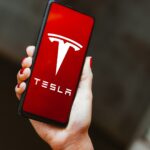 Tesla directors pay $735 million to settle lawsuit over excess compensation