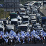 Thousands of Israeli protesters descend on airport in anger over Netanyahu plan