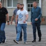 Ukraine Celebrates Return of Azov Commanders Held as Prisoners of War