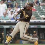 With clock ticking, Padres hope to start turnaround vs. Pirates