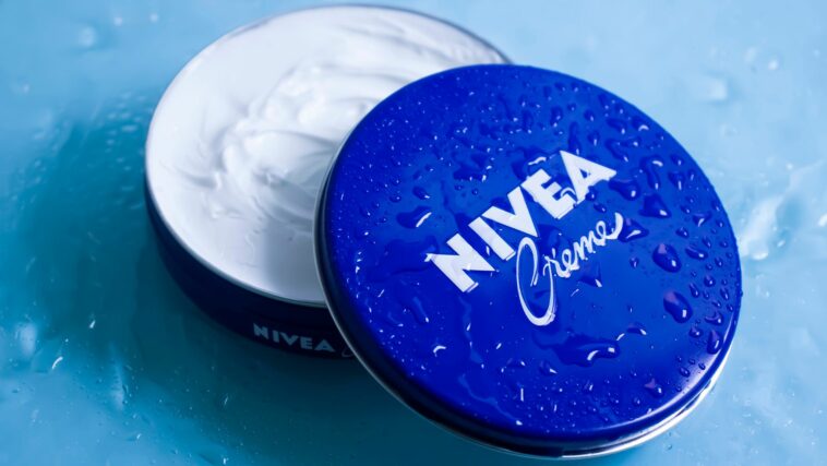 Beiersdorf Hikes Organic Sales Aim on Demand for Nivea, Sunscreen