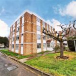 London flat on sale for ?230k comes with red mirrored dungeon room Rightmove/Your Move