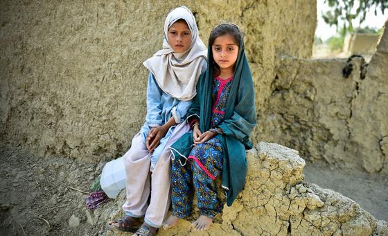 Pakistan: Flood waters have gone but horror continues for children, UNICEF warns