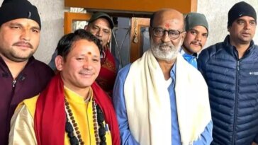 Rajinikanth seeks blessings at Badrinath post Jailer release