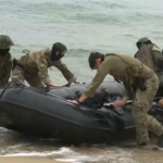 South Korea and U.S. special forces infiltrate beach during combined drills