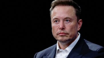 Elon Musk biographer moves to 'clarify' details about Ukraine and Starlink after backlash