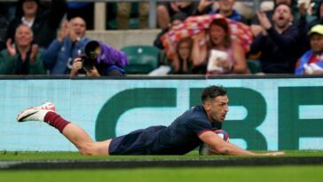 Jonny May scores vs Fiji