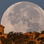 The moon phase can indicate certain personality traits (Picture: CATI CLADERA/EPA)