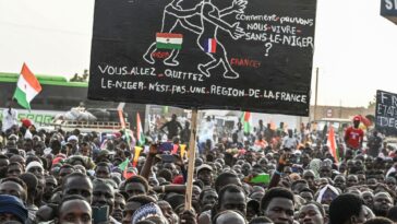 Photos: Huge protests in Niger demand French forces to leave