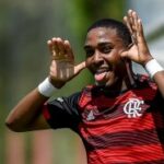 Chelsea & Man Utd watching Flamengo wonderkid