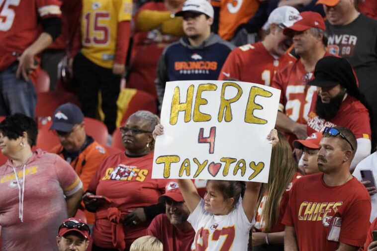 Fan caps moment of silence for Israel by yelling 'f-- Hamas!' at Chiefs-Broncos game