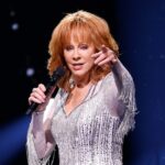 Reba McEntire Says She Almost Quit Singing After Her Mother’s Death: “I Always Did It for Mama”