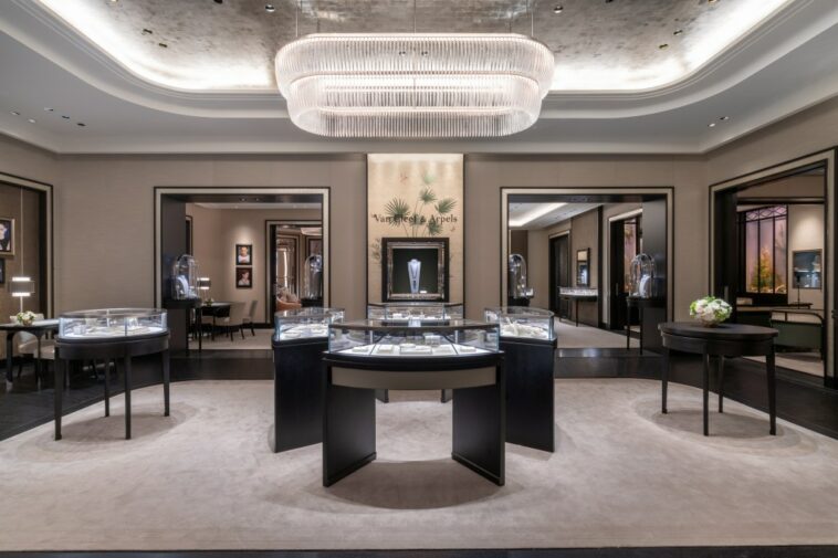 Van Cleef & Arpels Relocates in South Coast Plaza With Larger Footprint