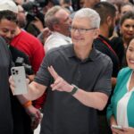 Apple set to report fourth-quarter earnings after the bell