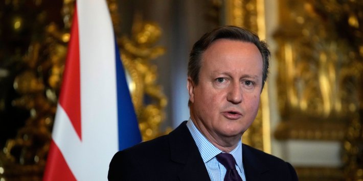 China Hawks Are Uneasy About David Cameron's Warm Reception In Chinese Media