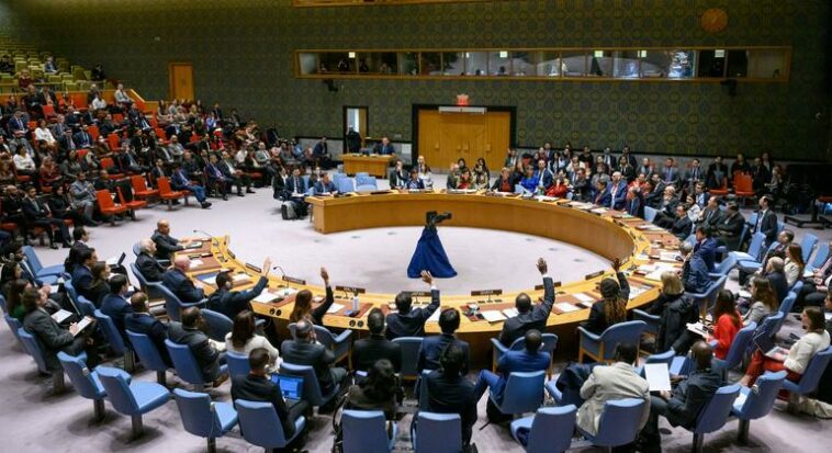 Security Council adopts key resolution on Gaza crisis