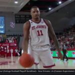 Joel Soriano throws down a monstrous dunk, extending St. John's lead over Xavier