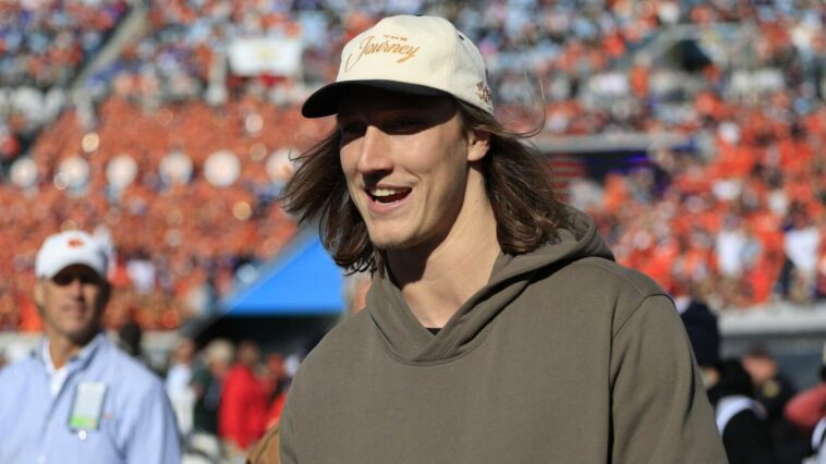 Trevor Lawrence's injury puts Jaguars at risk of losing grasp on AFC South