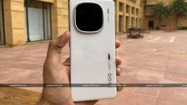 iQoo 12 First Impressions: Mature Design Meets Flagship Specifications