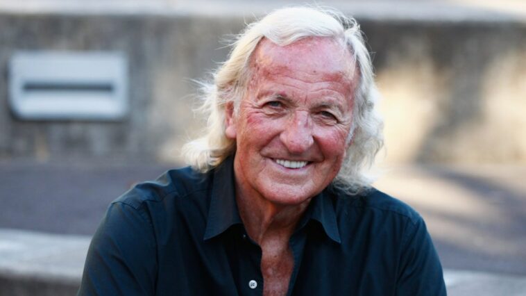 John Pilger, Australia-Born Journalist and Documentary Filmmaker, Dies at 84