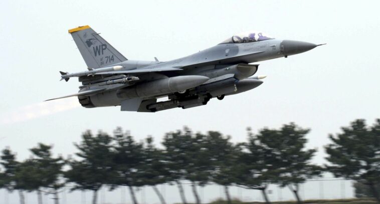 U.S. Air Force pilot safely ejects before his F-16 fighter jet crashes in South Korean sea