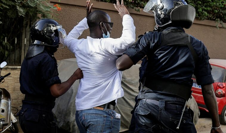 Arrests and tear gas at protests against Senegal election delay