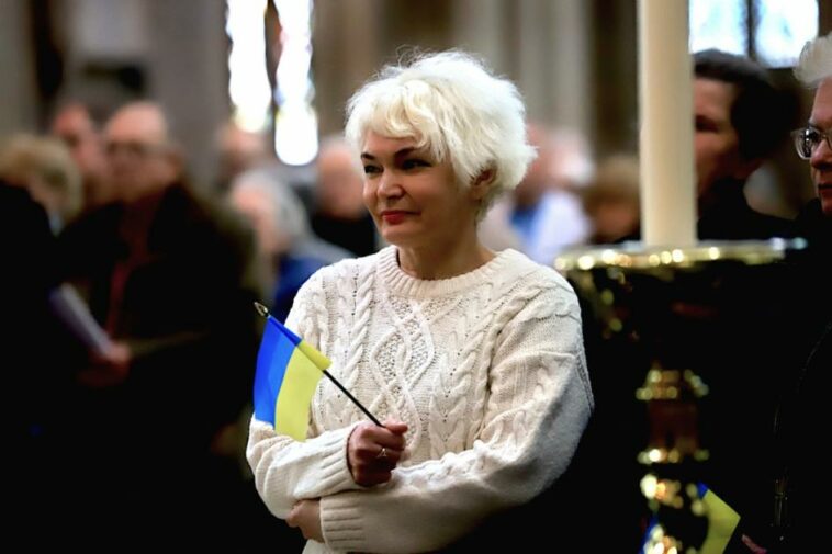 Bolton remembers those who have died in Ukraine war in emotional way