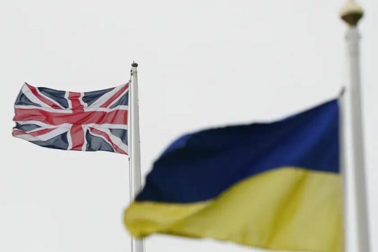 Ukrainians who fled Russian war offered 18-month visa extension to stay in UK